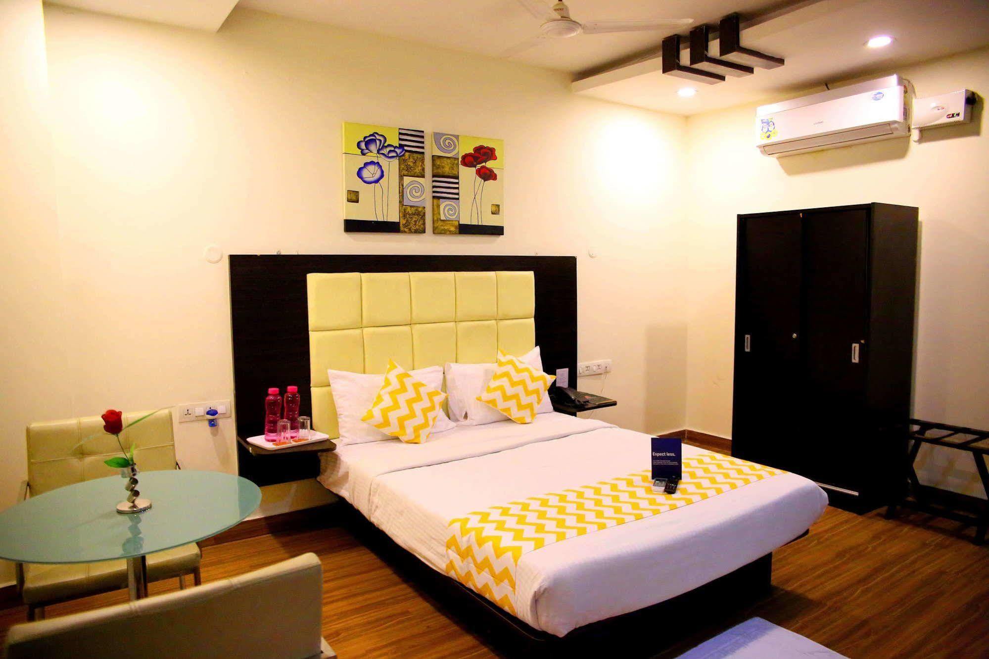 Ksr Park Hotel Hyderabad Bagian luar foto