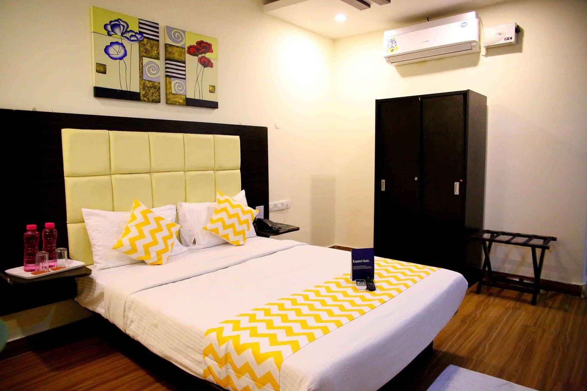 Ksr Park Hotel Hyderabad Bagian luar foto