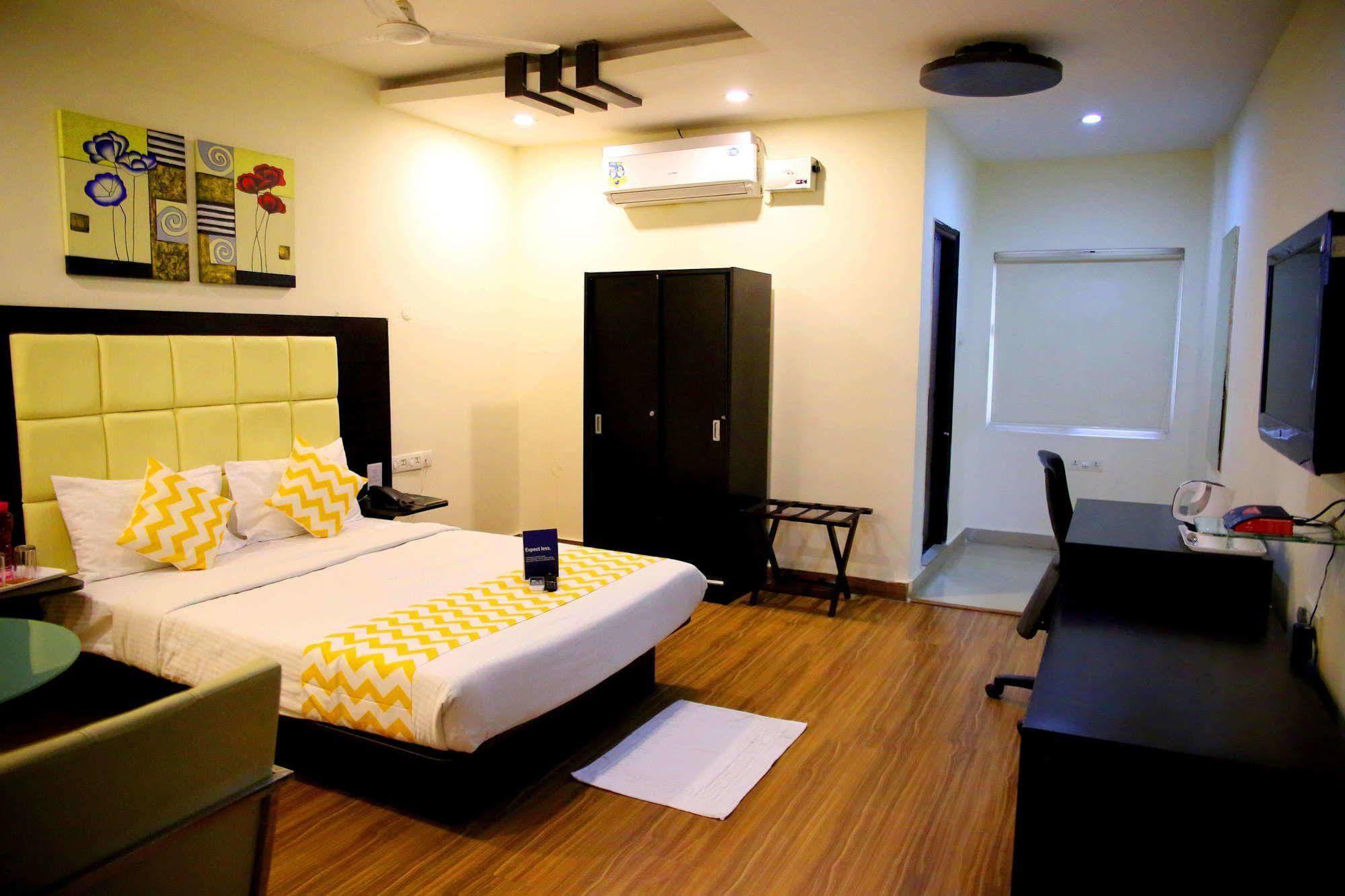 Ksr Park Hotel Hyderabad Bagian luar foto