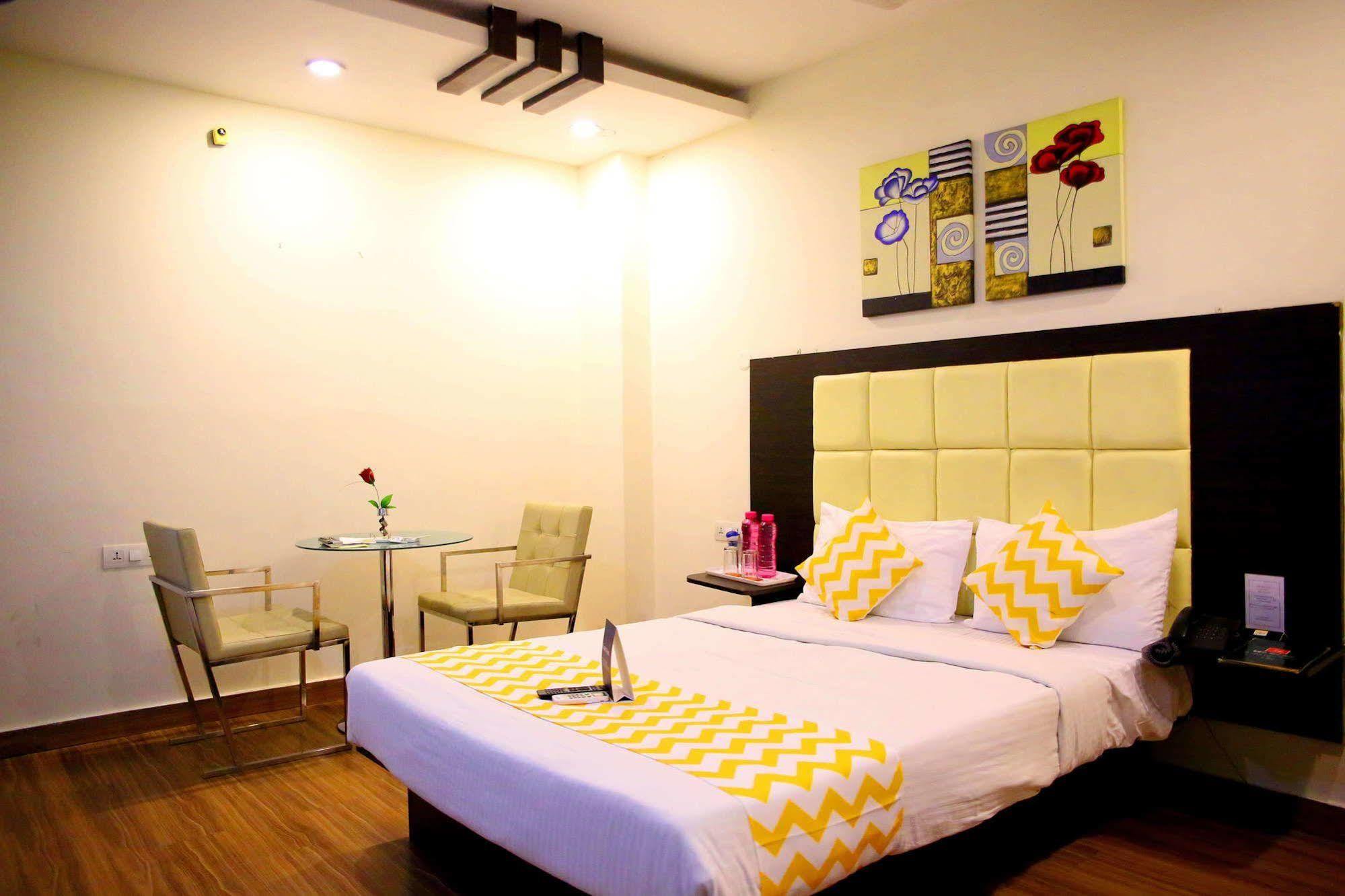 Ksr Park Hotel Hyderabad Bagian luar foto