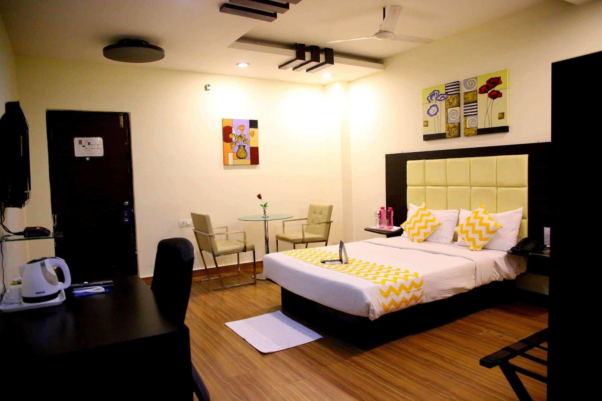 Ksr Park Hotel Hyderabad Bagian luar foto